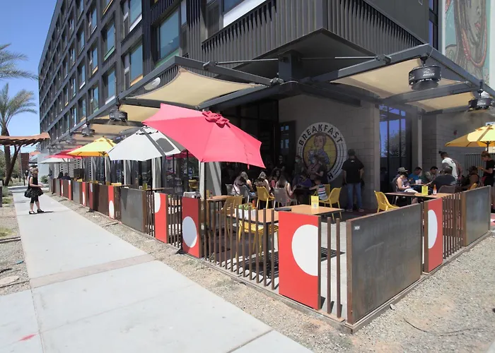 Retro-modern Hideout In Dtph Pool & Parking * Phoenix